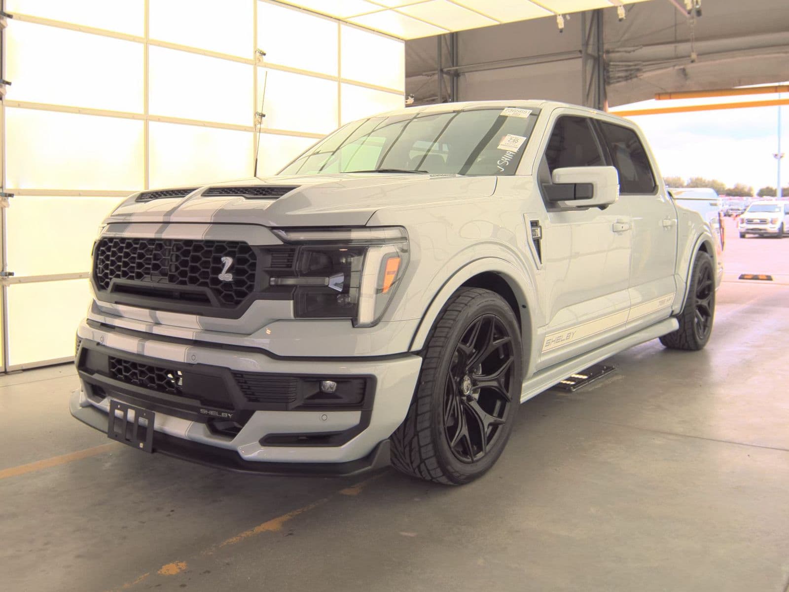 2025 F-150 Lariat — Ford F-150 reference photo