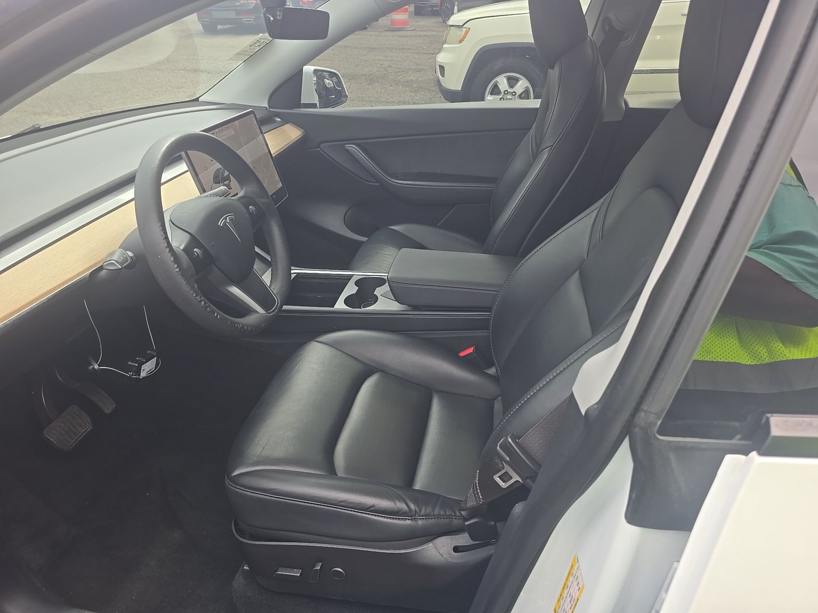2021 Tesla Model Y LONG RANGE · Dealer-auction research source vehicle