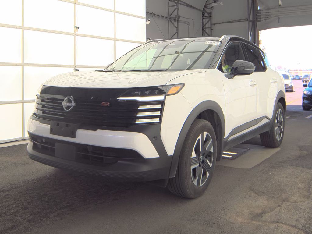 2025 Nissan Kicks SR photo