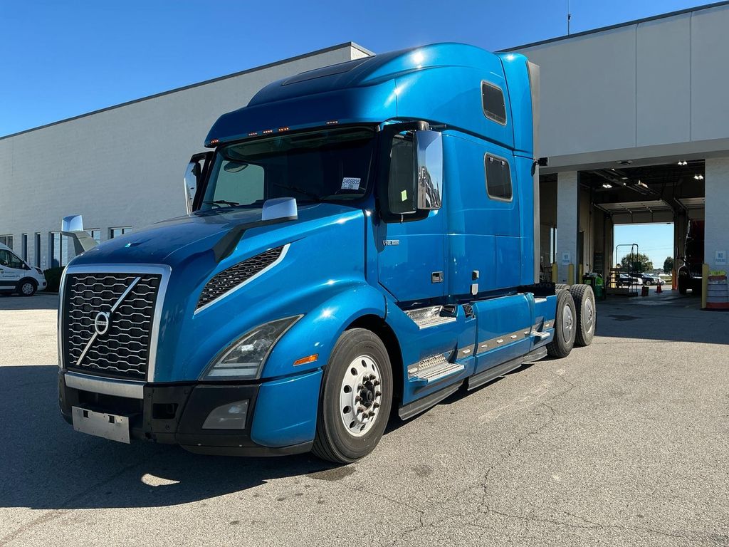 2019 Volvo VNL64T860 photo