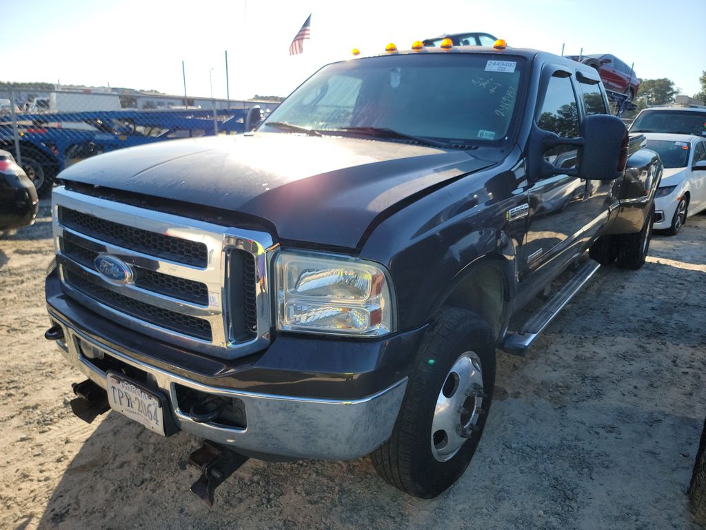 2007 Ford F-350 DRW Lariat photo