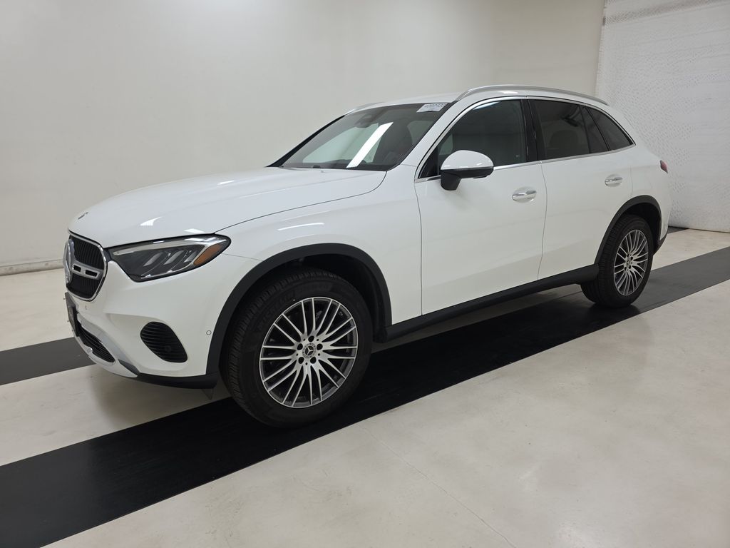2025 Mercedes-Benz GLC300W GLC 300 photo