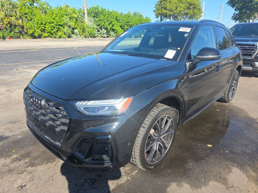 2021 Audi SQ5 Prestige photo