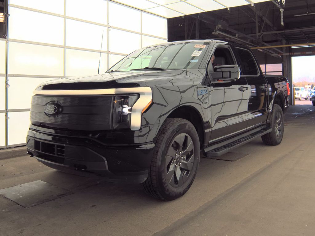 2025 Ford F-150 Lariat photo