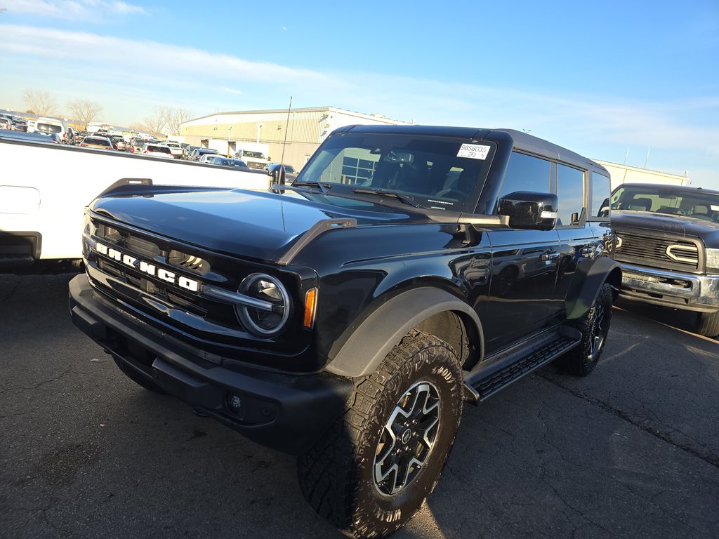 2025 Ford Bronco Outer Bank photo