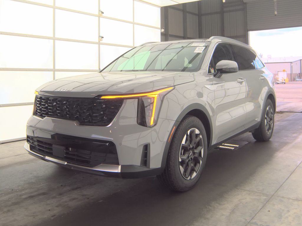 2025 Kia Sorento S photo