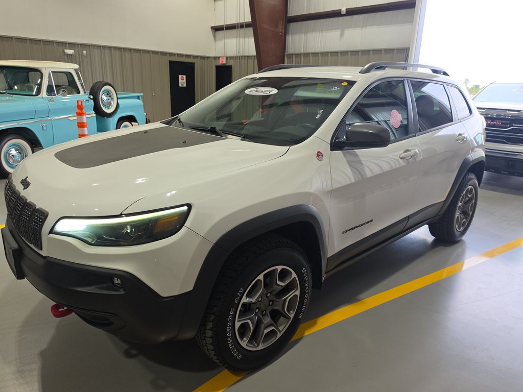 2021 Jeep Cherokee Trailhawk photo