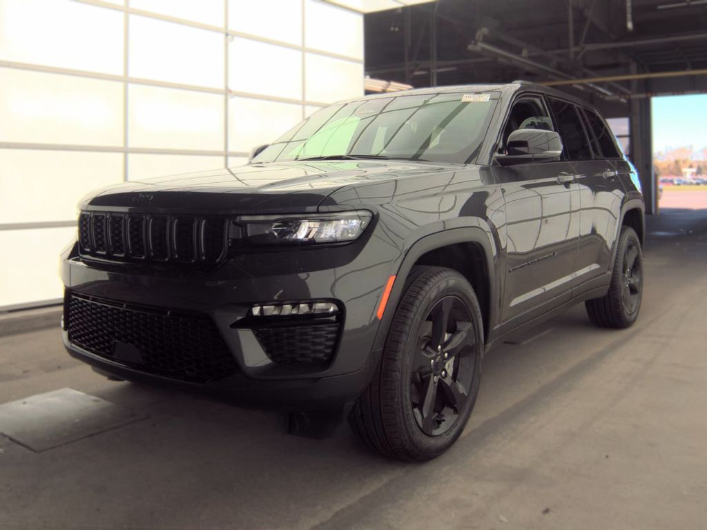 2025 Jeep Grand Cherokee LTD Limited photo