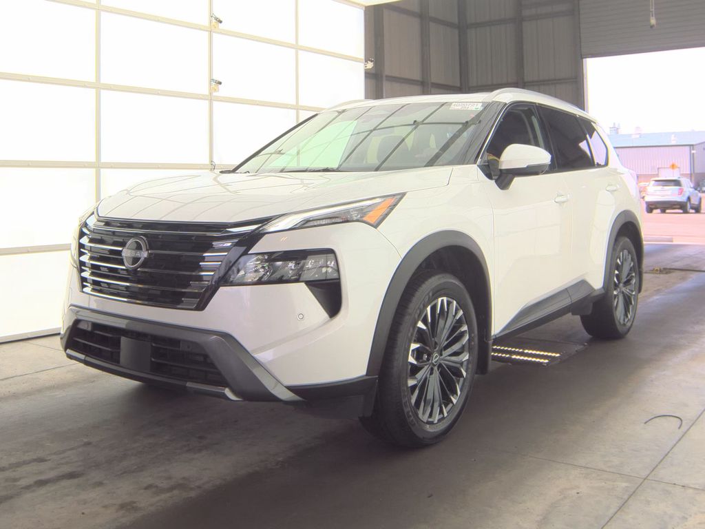 2025 Nissan Rogue SL photo