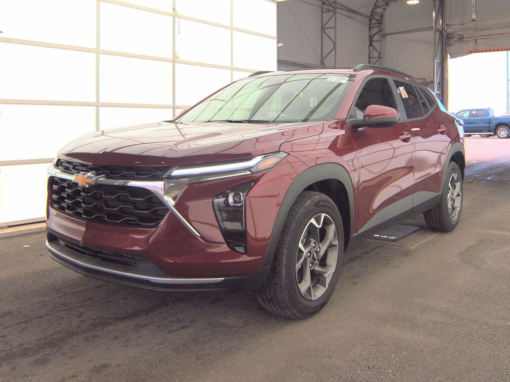 2025 Chevrolet Trax LT photo