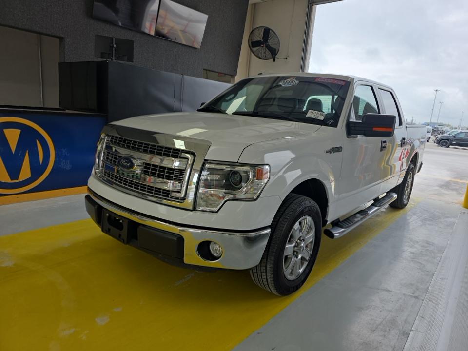 2014 Ford F-150 XLT photo