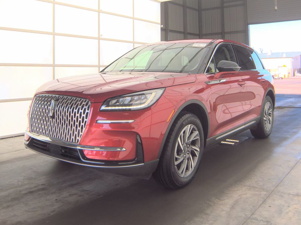 2025 Lincoln Corsair Premiere photo
