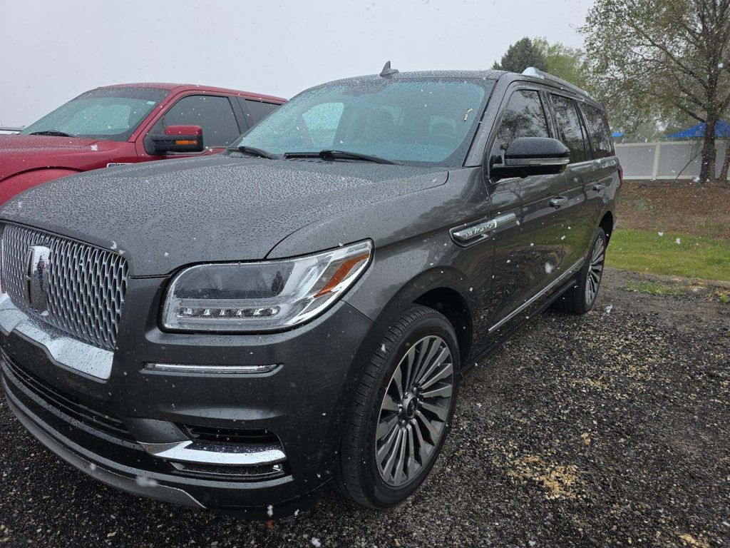 2018 Lincoln Navigator Reserve photo
