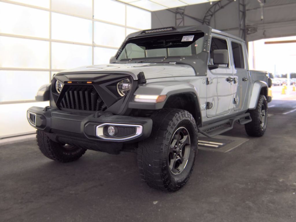 2021 Jeep OVL Overland photo