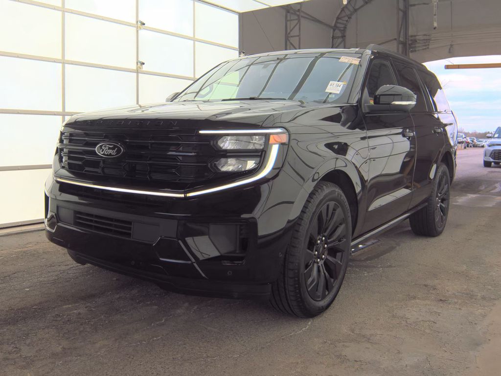 2025 Ford Expedition Platinum photo