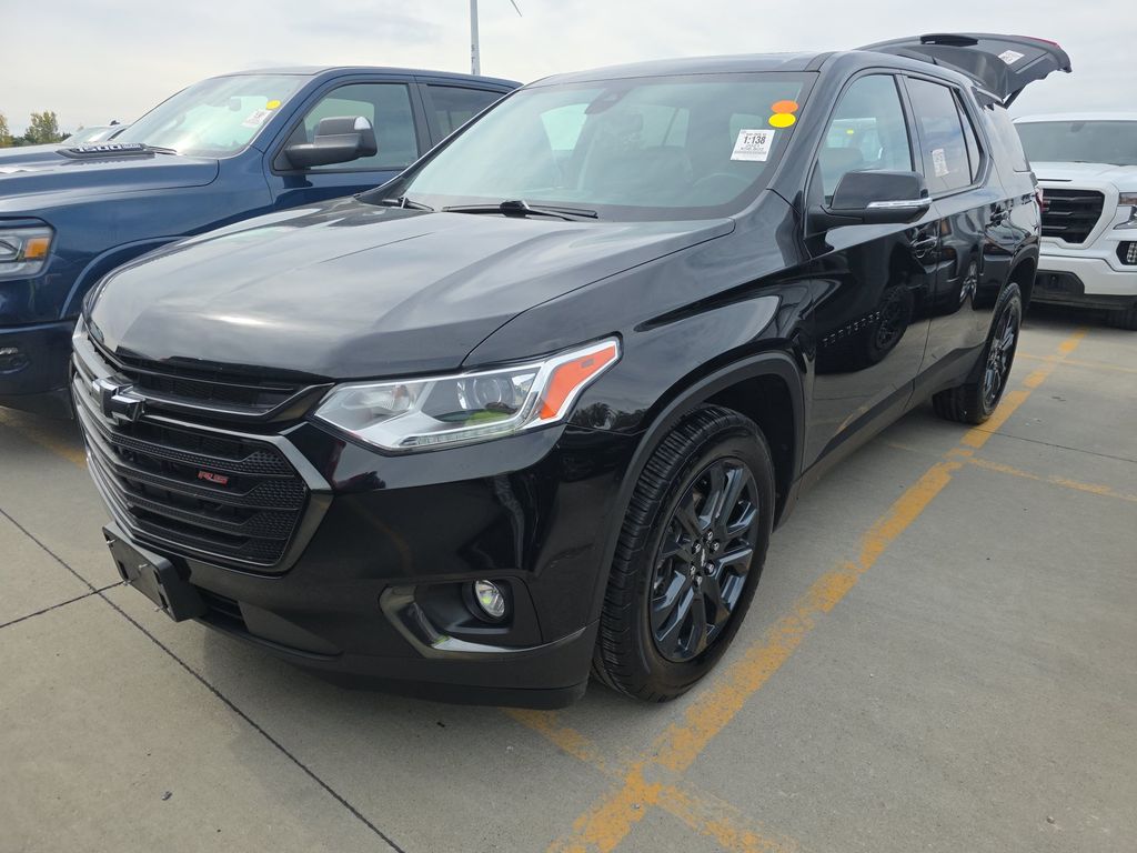 2021 Chevrolet Traverse RS photo