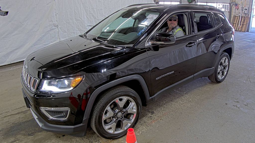 2018 Jeep Compass Limited photo
