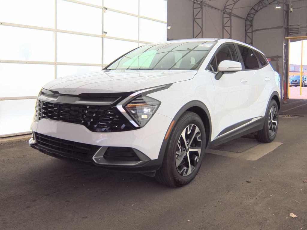 2025 Kia Sportage EX photo