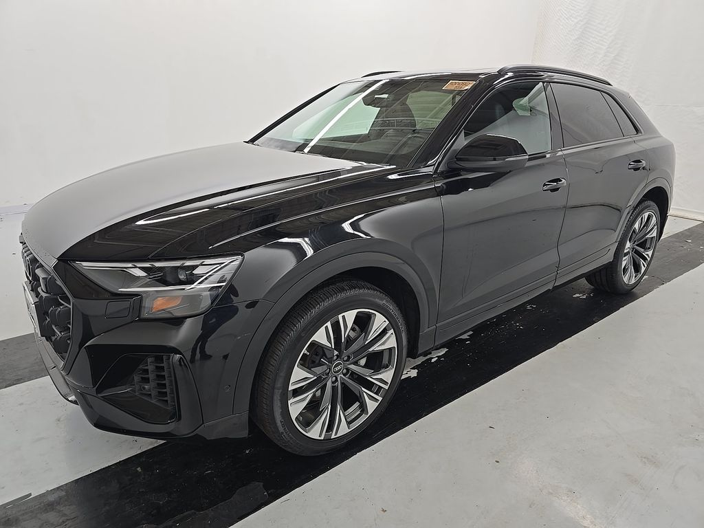 2025 Audi Q8 Premium photo