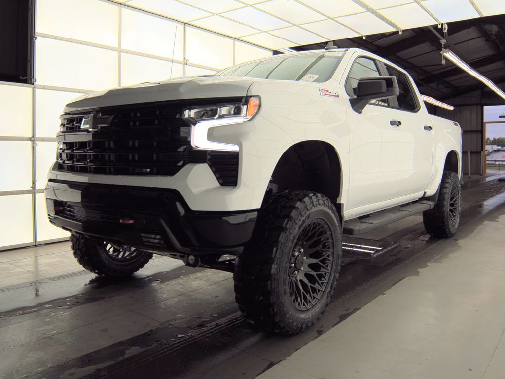 2025 Chevrolet Silverado 1500 LT TRL BOS photo