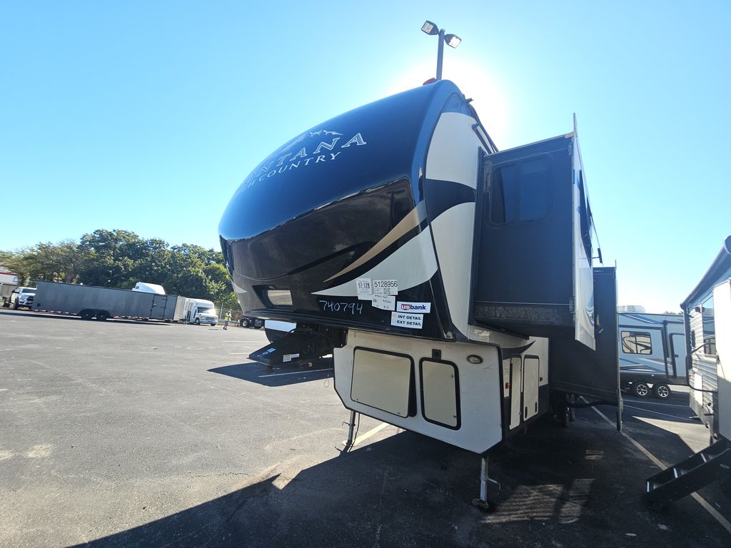 2018 Keystone Montana HM375FL photo