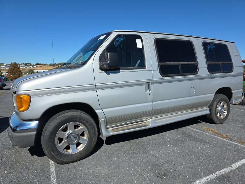 2004 Ford E-150 Cargo Recreation photo