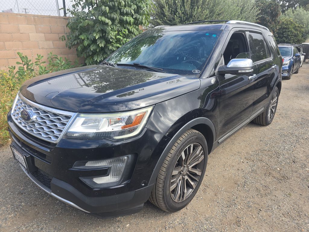 2016 Ford Explorer Platinum photo