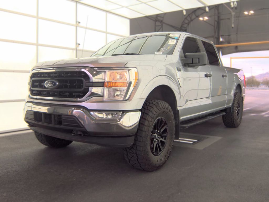 2021 Ford F-150 XLT photo
