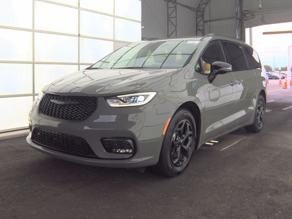 2025 Chrysler Pacifica Prem S APP photo