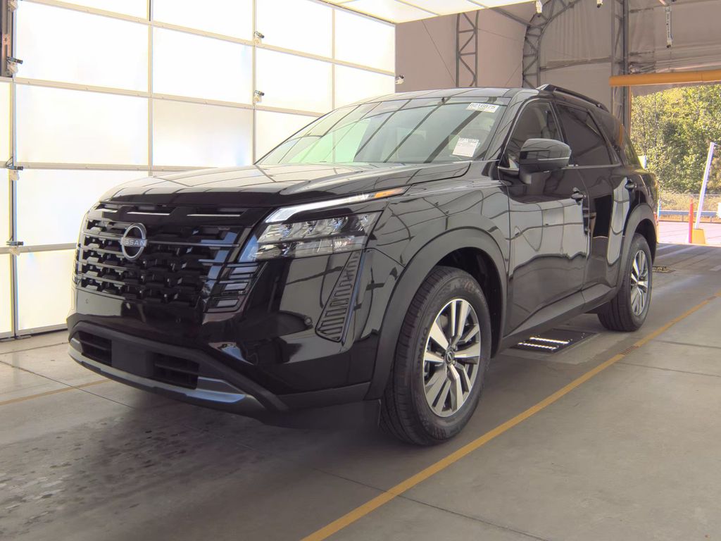 2026 Nissan Pathfinder SL photo