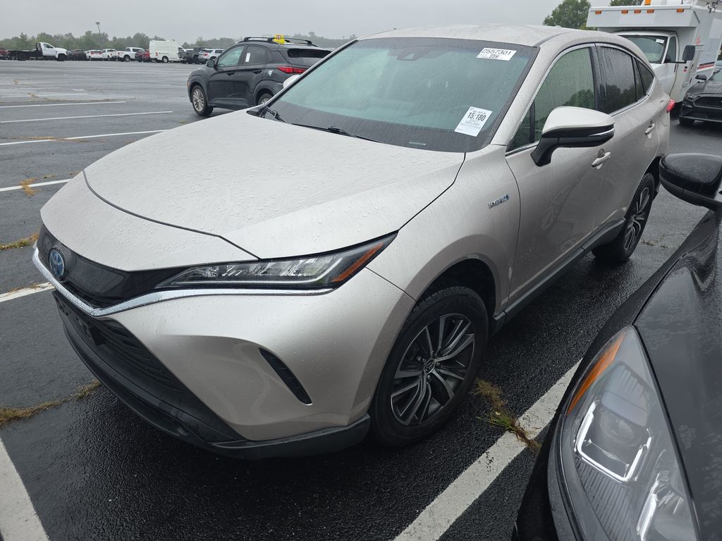 2021 Toyota Venza LE photo