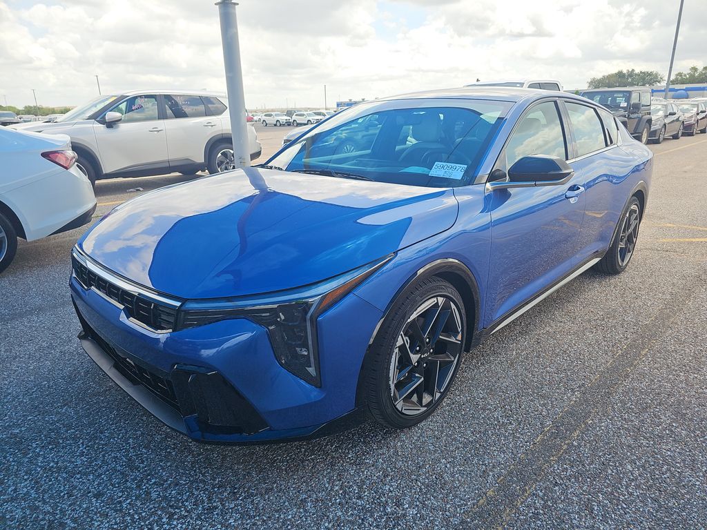 2025 Kia K4 GT-Line photo
