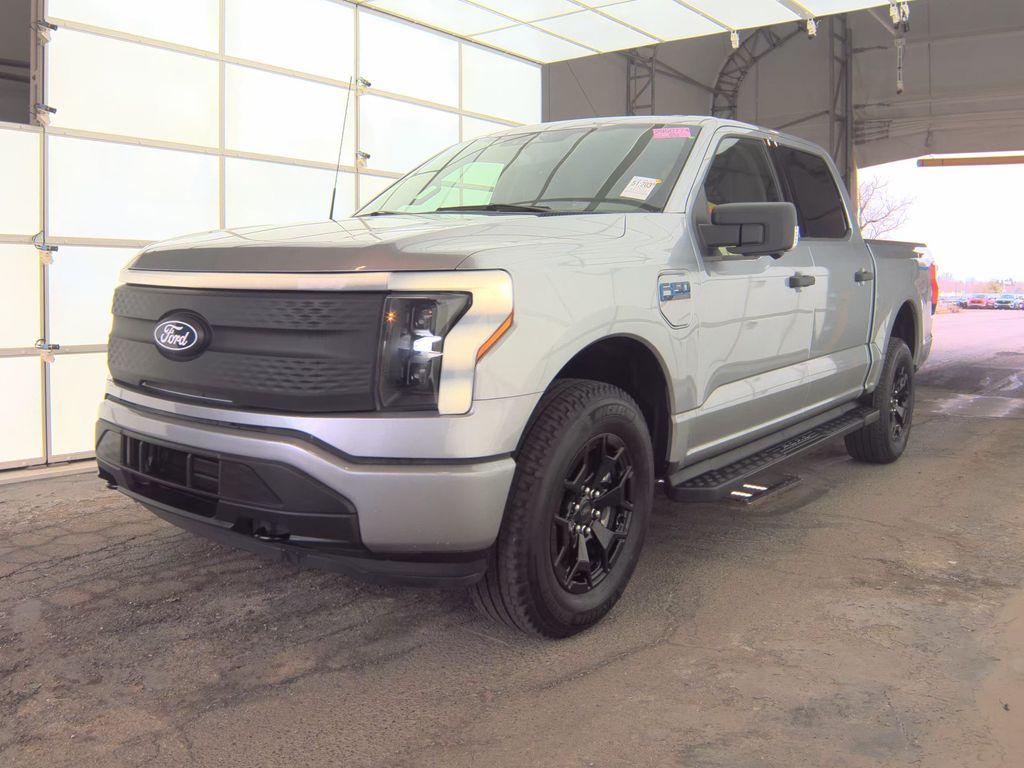 2025 Ford F-150 XLT photo
