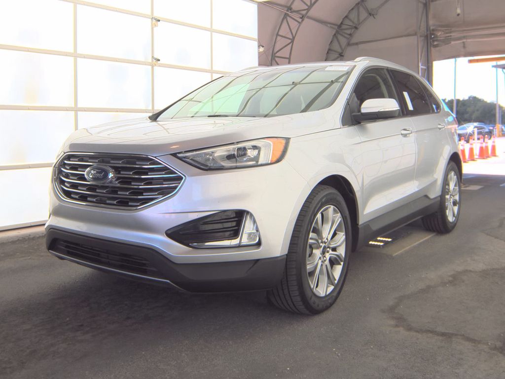 2019 Ford Edge Titanium photo