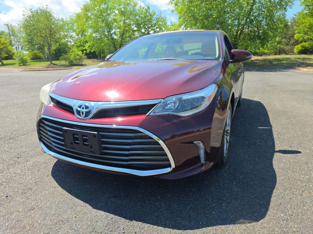 2016 Toyota Avalon Limited photo