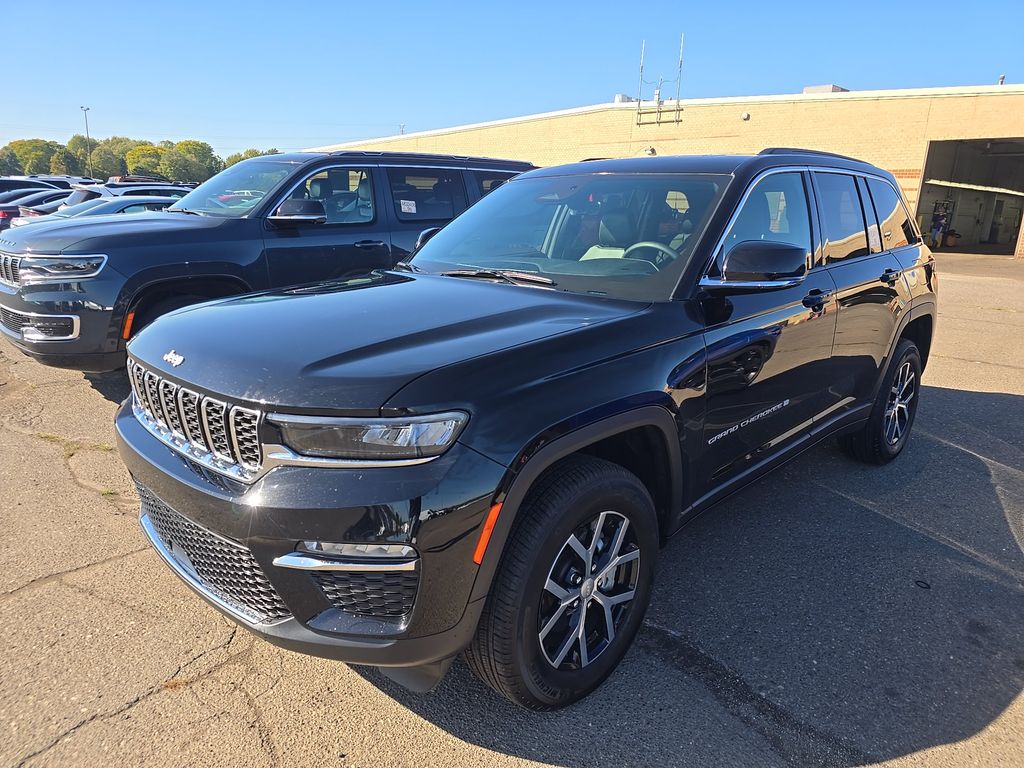 2025 Jeep Grand Cherokee LTD Limited photo