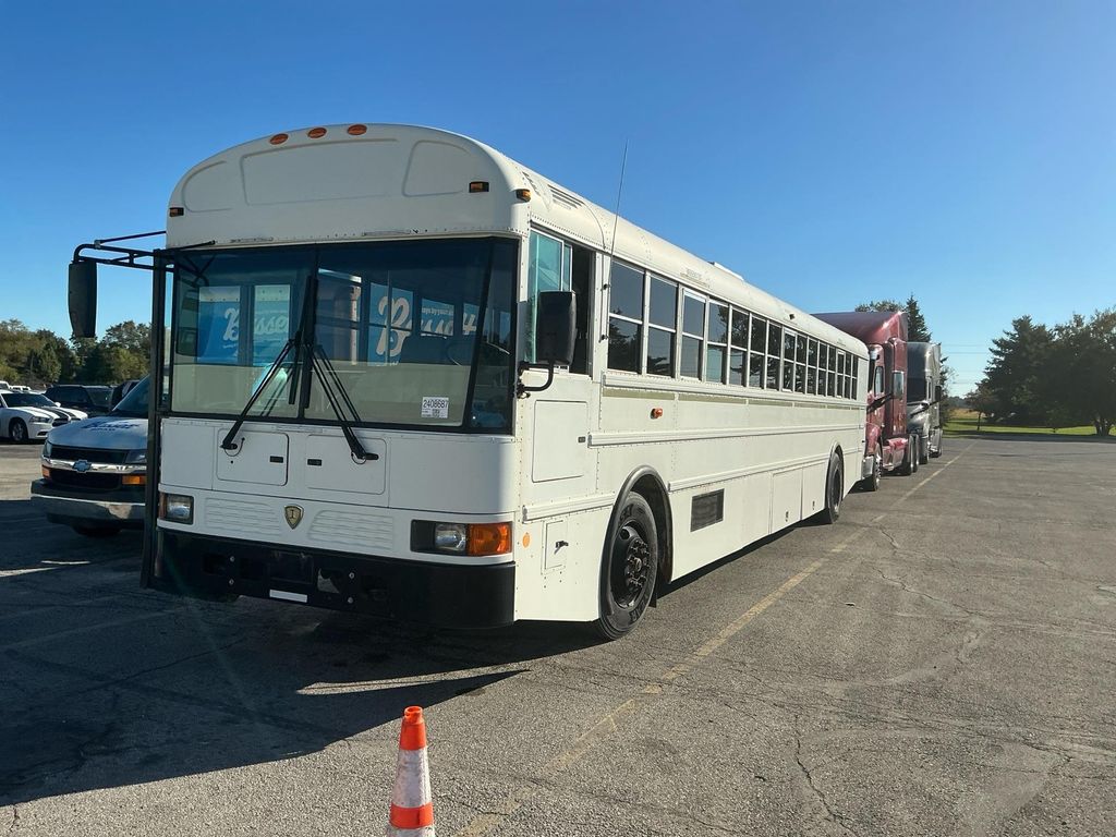 2015 IC Bus 3000 RE photo