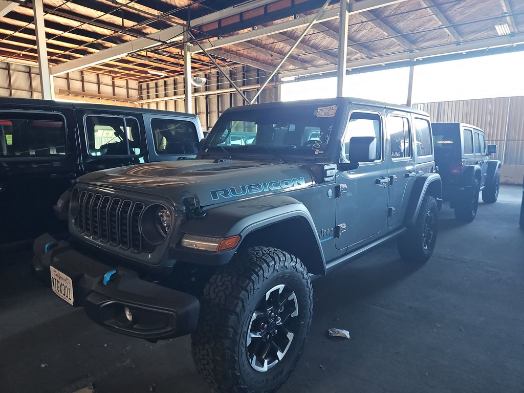 2025 Jeep Wrangler Rubicon photo