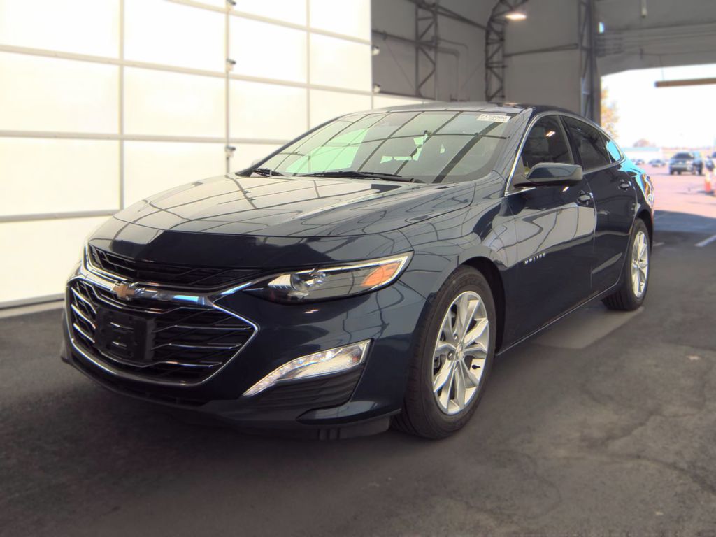 2021 Chevrolet Malibu LT photo