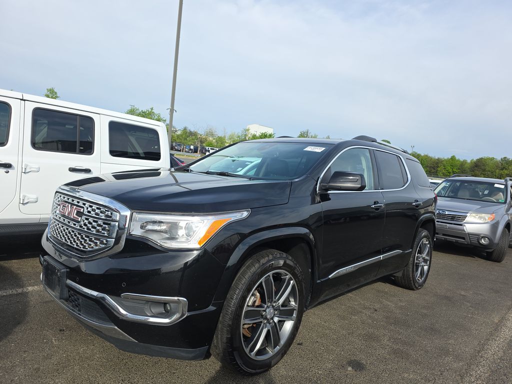 2019 GMC Acadia Denali photo