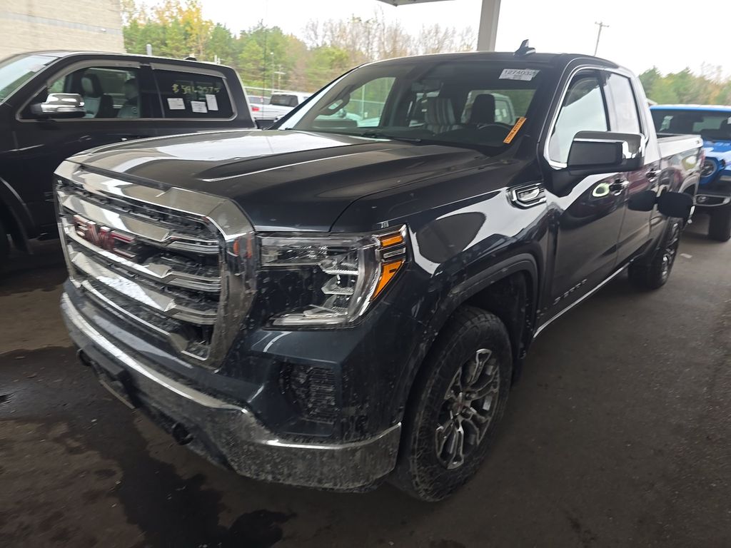 2021 GMC 1500 SLE photo