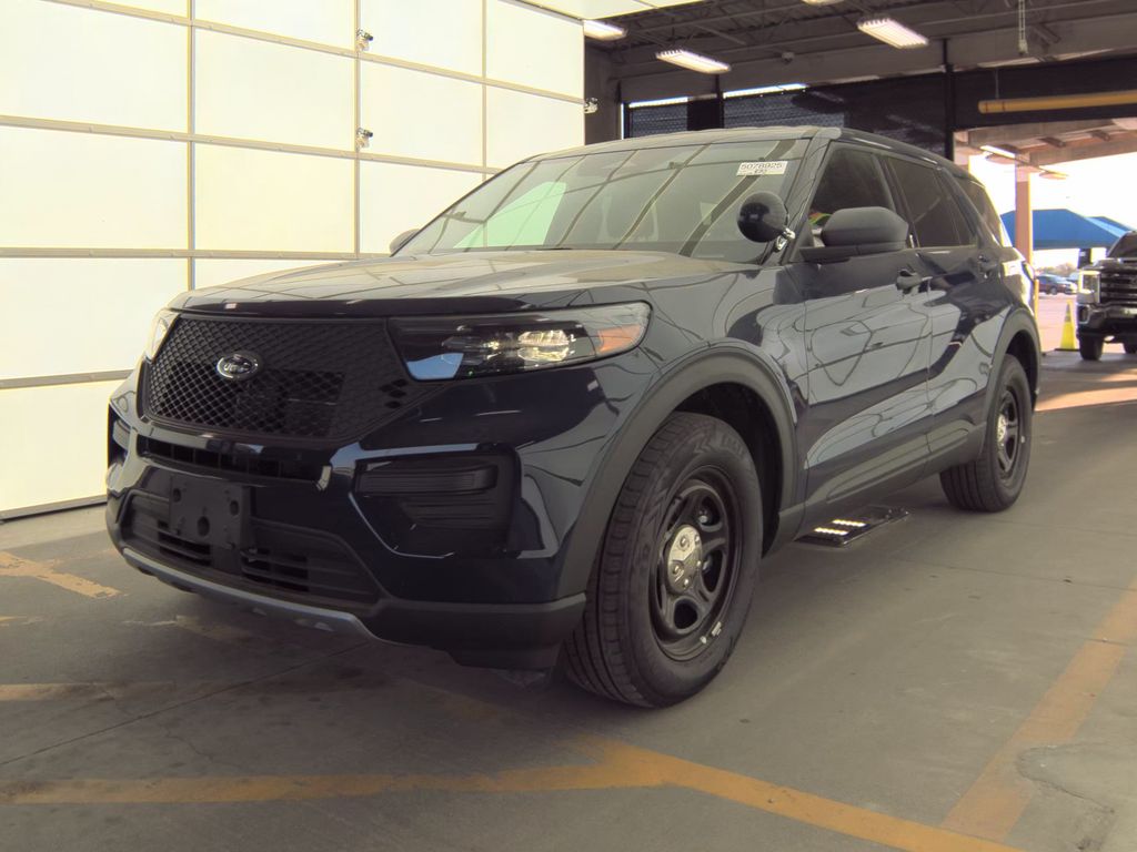 2025 Ford Police Intercep photo