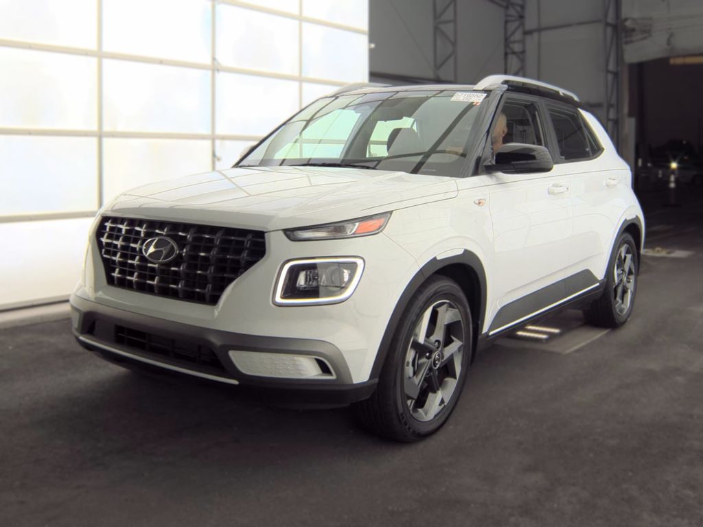 2025 Hyundai Venue Limited photo