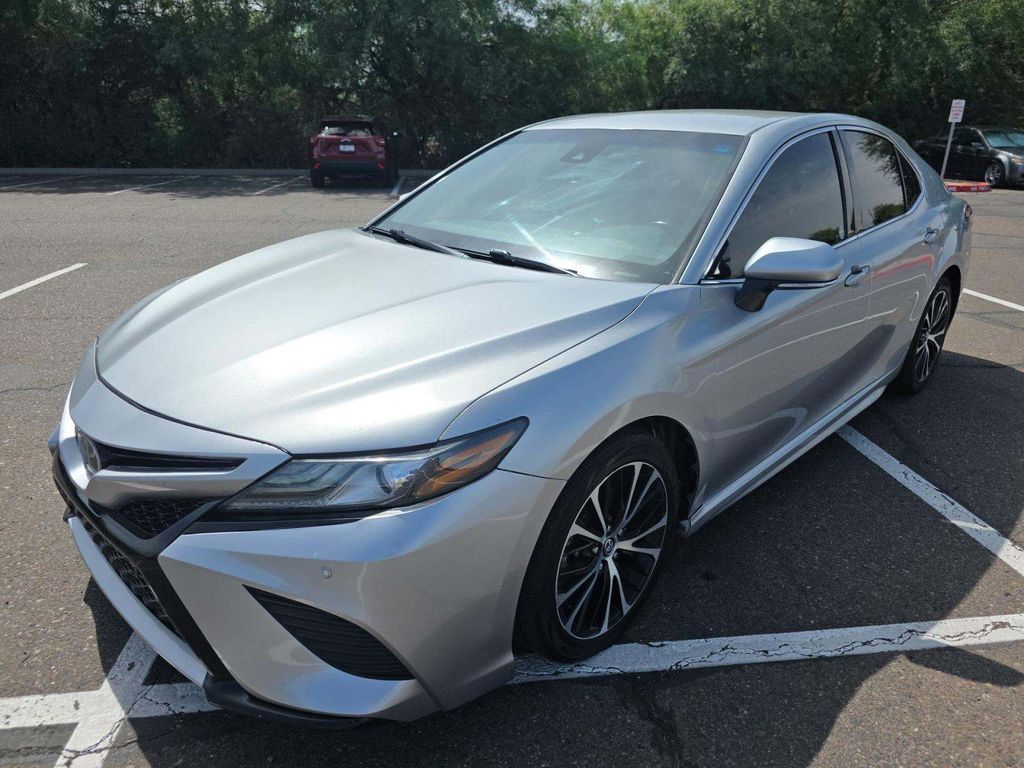 2018 Toyota Camry XSE photo