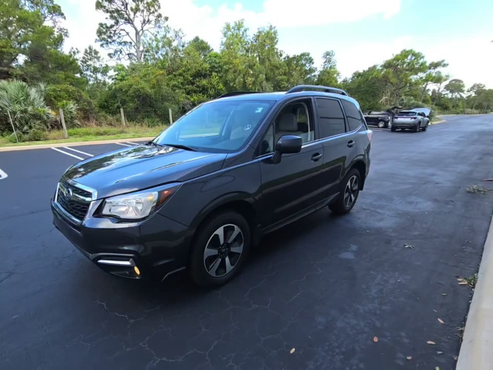 2018 Subaru Forester Premium photo