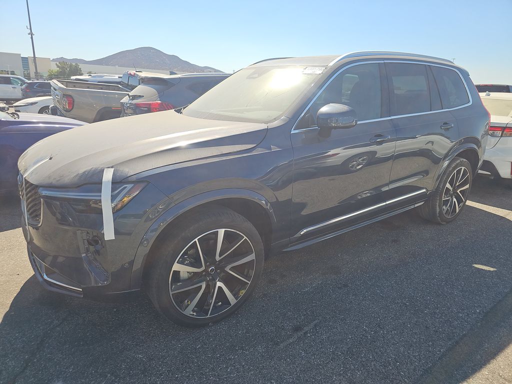 2025 Volvo XC90 Plus photo