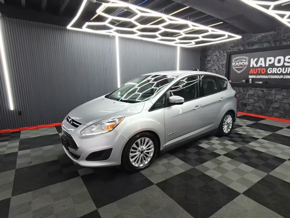 2017 Ford C MAX SE photo