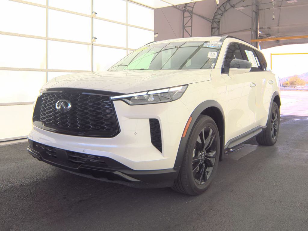 2025 INFINITI QX60 Luxe photo