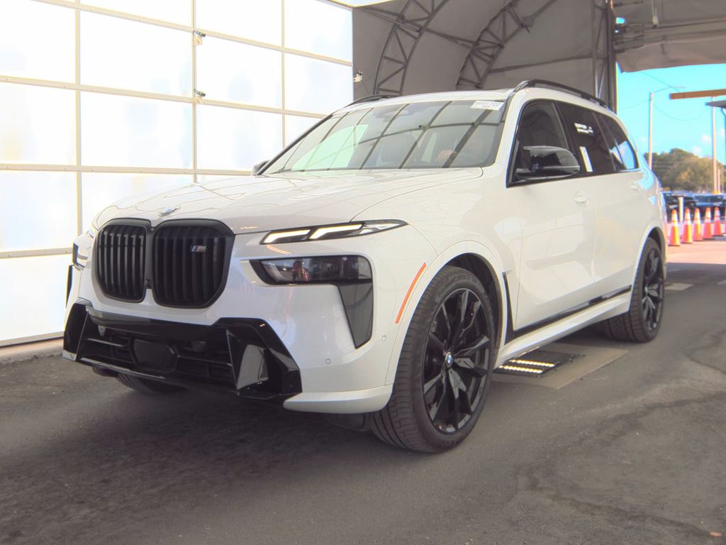 2026 BMW X7 M60I photo