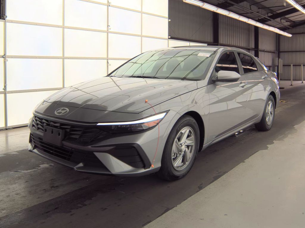 2026 Hyundai Elantra SE photo